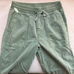 Gap army green joggers 2019